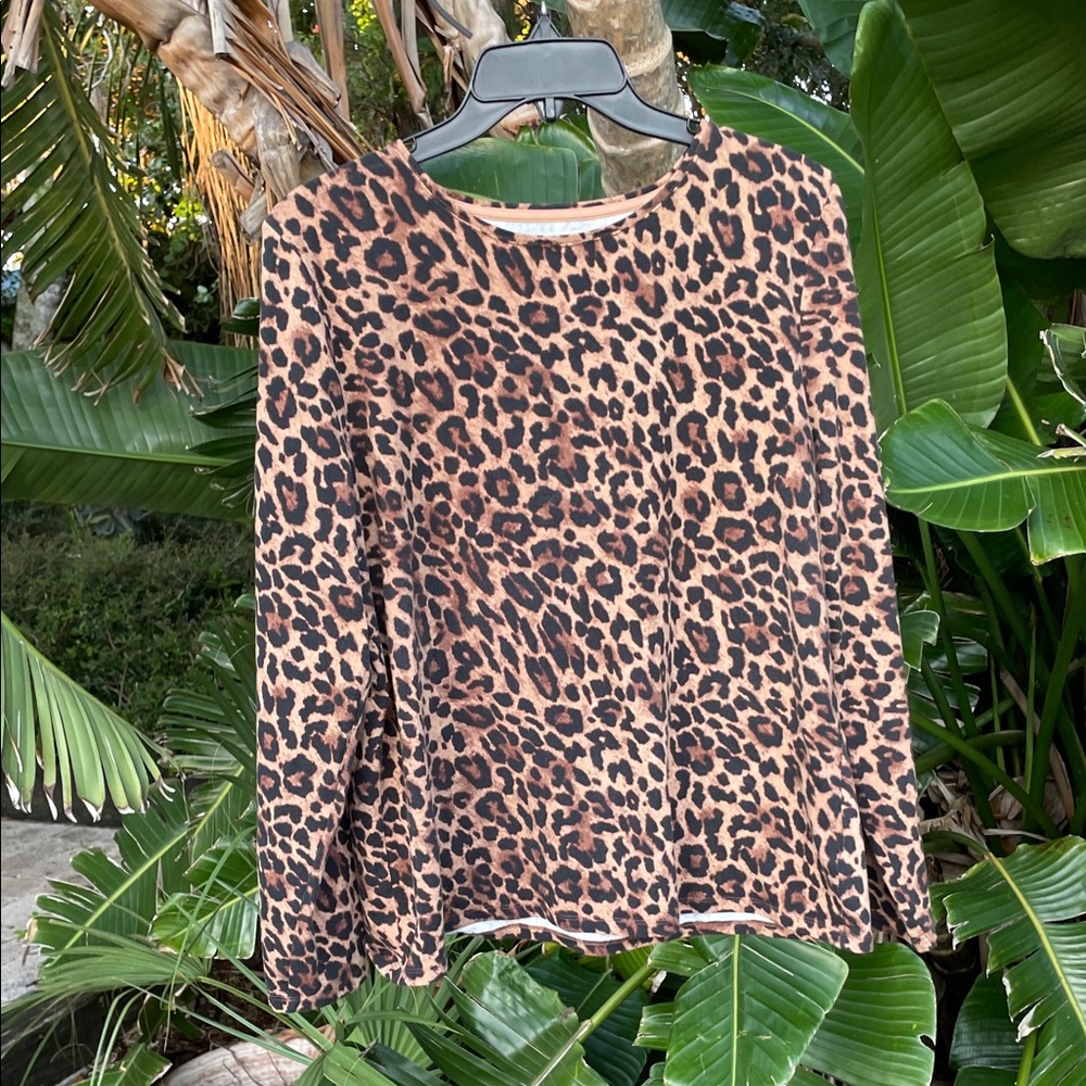 Talbots leopard print long sleeve T-shirt